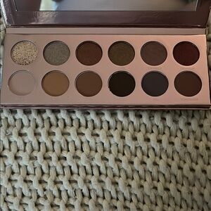 Girlactik Eyeshadow Palette - Rose Gold